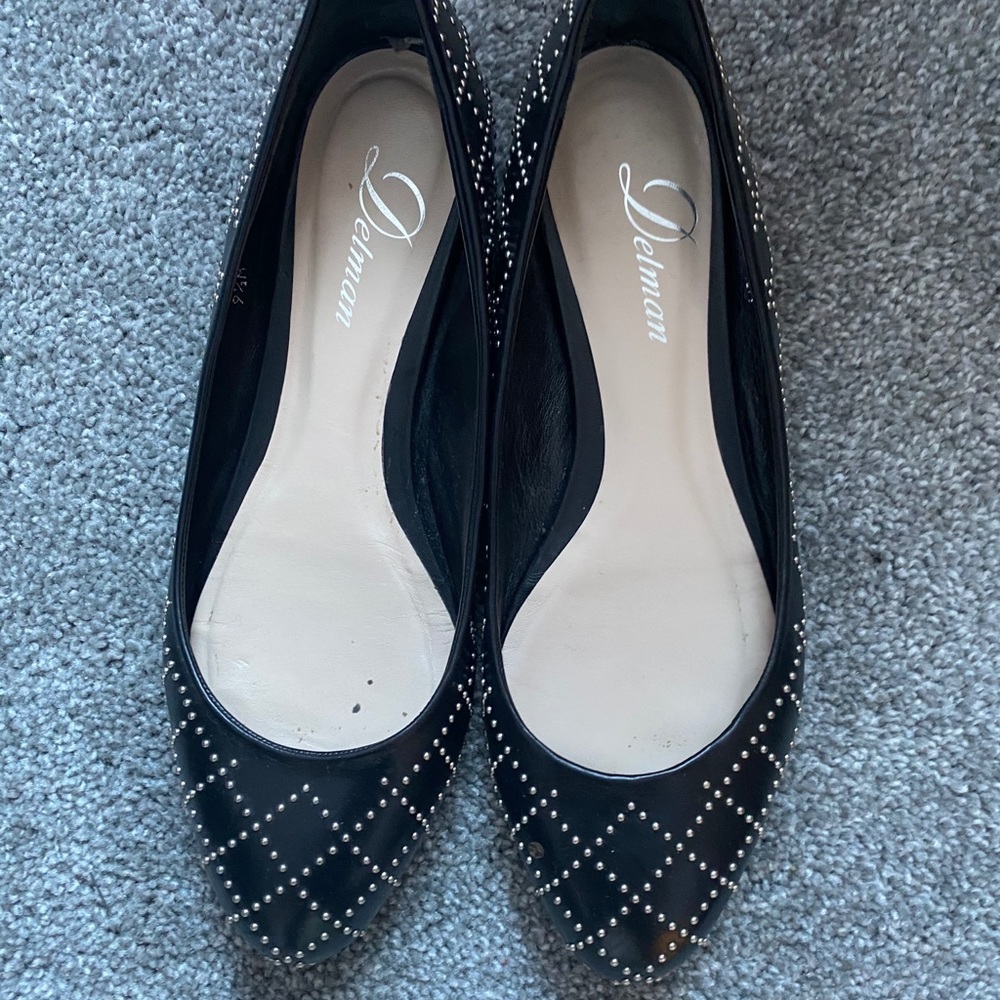 Delman flats
